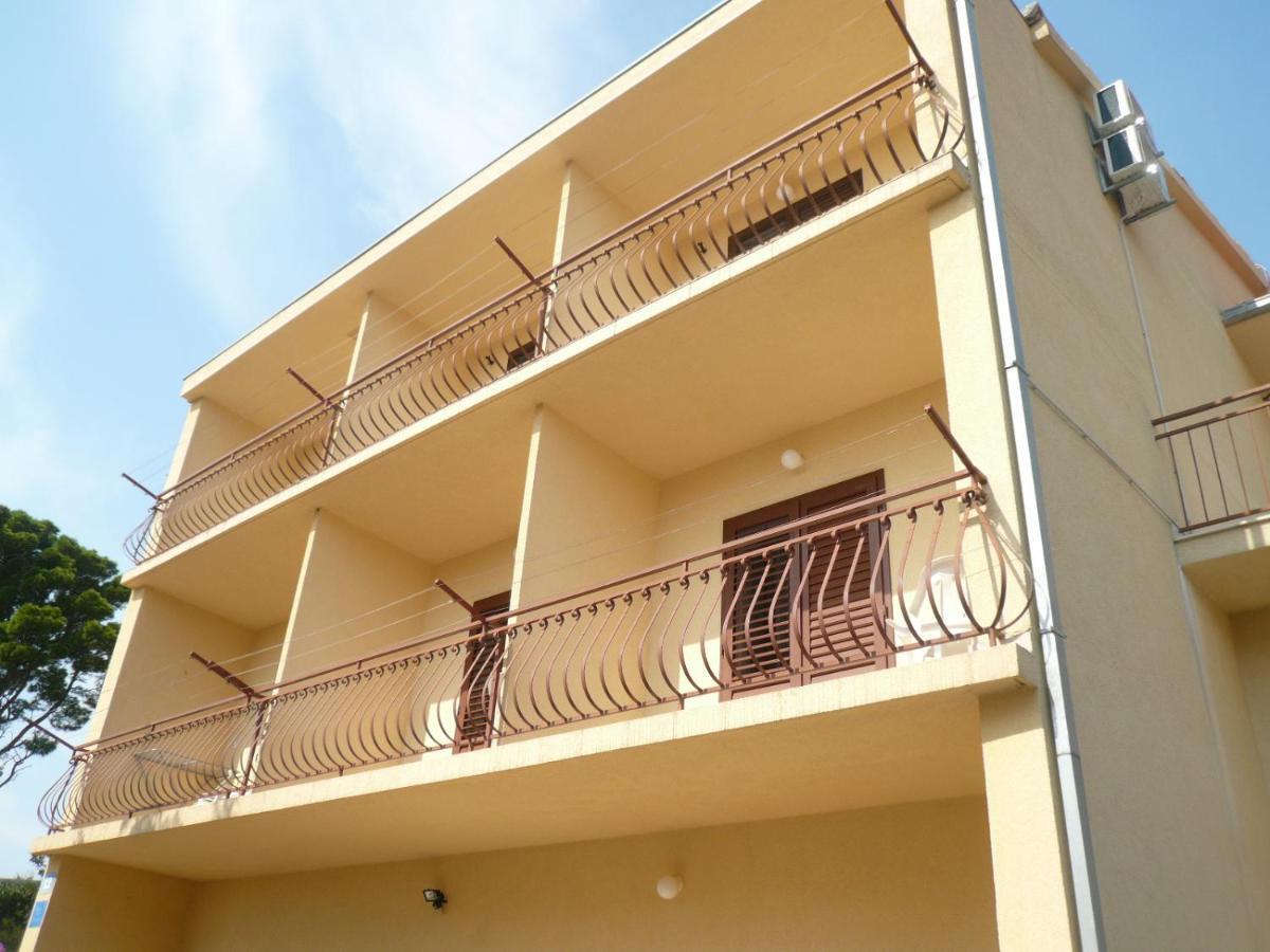 Apartments Saric Makarska Zewnętrze zdjęcie