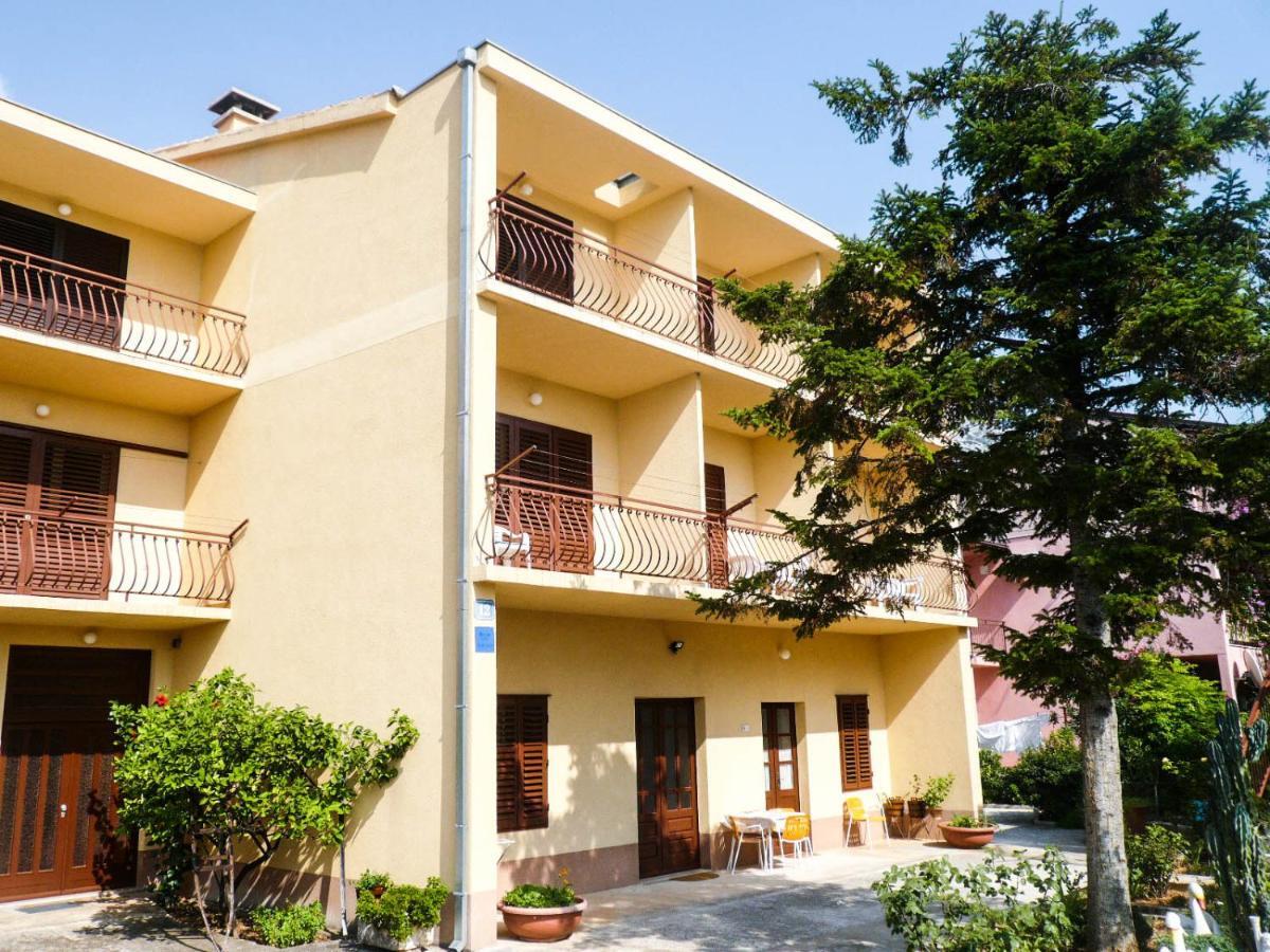 Apartments Saric Makarska Zewnętrze zdjęcie